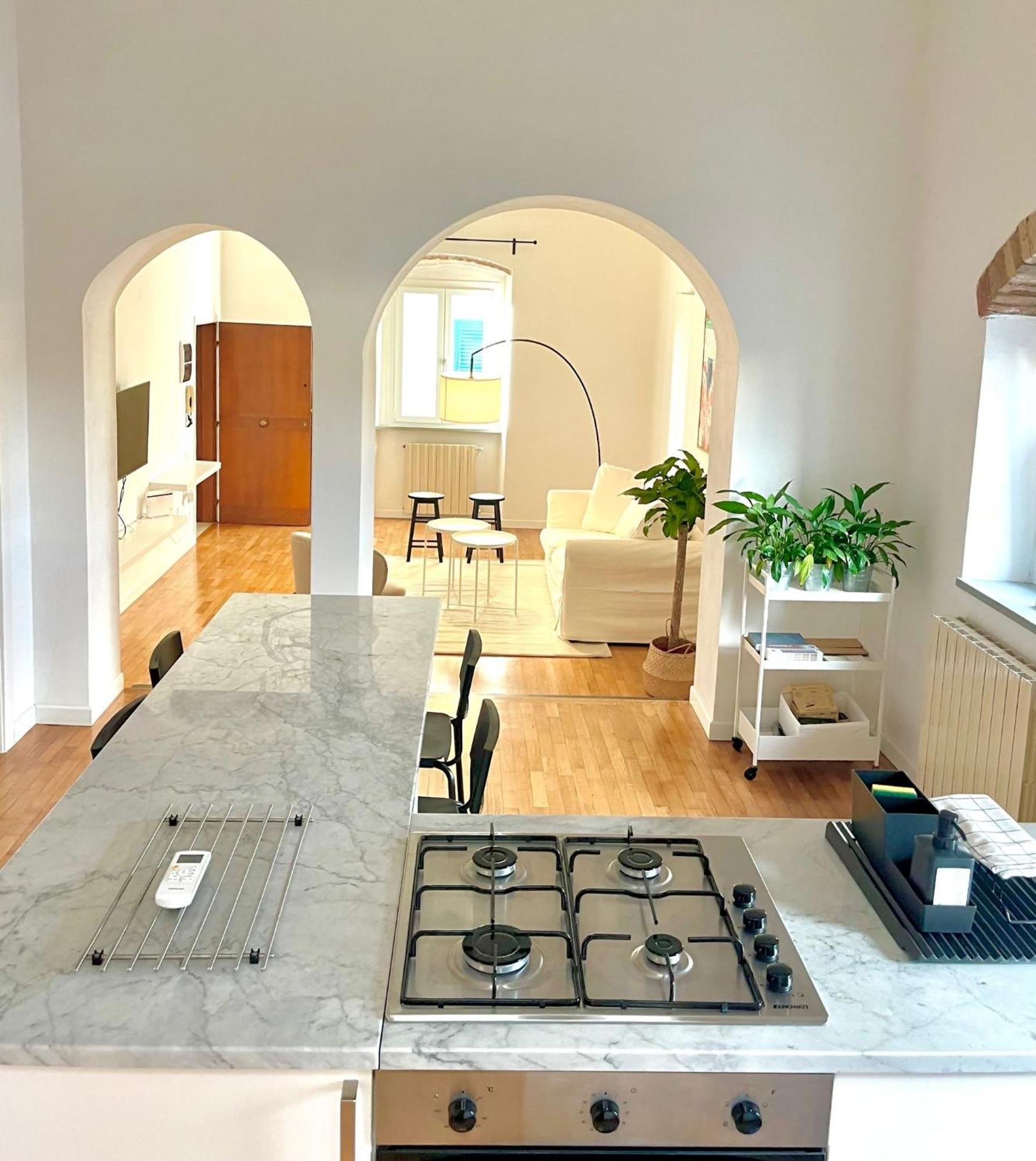 Susannas Lovely New Apartment Livorno Luaran gambar